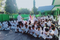 Yasinan Siswa dan Guru MIN 1 Majene